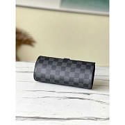 Louis Vuitton LV 3 Watch Case Black 20×9×9.5cm - 3