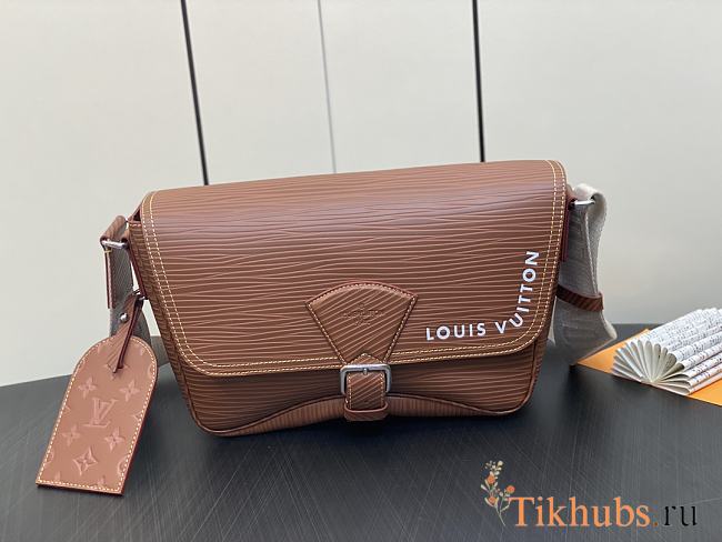 Louis Vuitton LV Montsouris Messenger A05 34 x 19 x 11 cm - 1