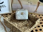 Chanel Mini Vanity Box Heart White Gold Caviar 10.5cm - 1