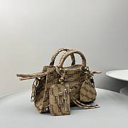 Balenciaga Neo Cagole In Beige 26x10x17cm - 4