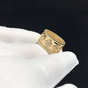 Van Cleef & Arpels Gold Perlée Clovers Ring - 2