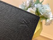 Louis Vuitton LV Passport Cover Black 10 x 14 x 2.5 cm - 4