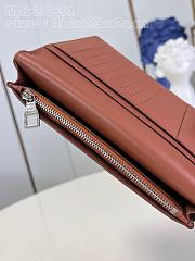 Louis Vuitton LV Brazza Wallet A05 Cognac 10 x 19 x 2 cm - 5