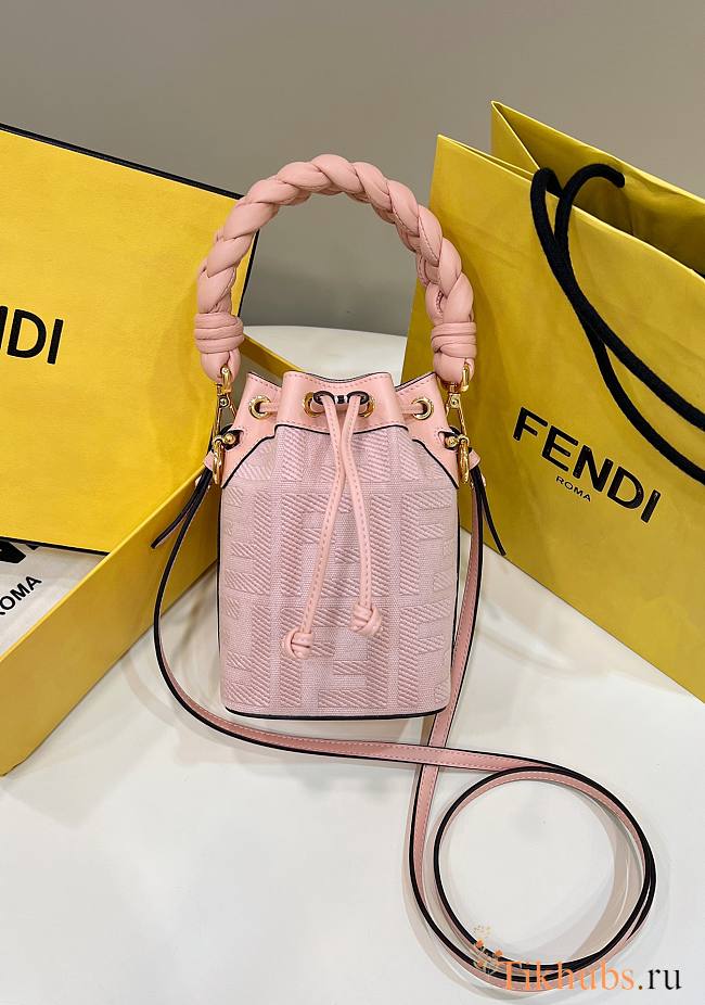 Fendi Mon Tresor Pink 12x18x10cm - 1