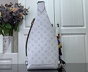 Louis Vuitton LV Duo Sling Bag Taigarama White 20 x 42 x 6 cm - 3