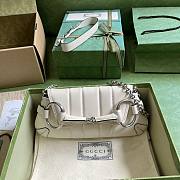 Gucci Horsebit Chain Small Shoulder Bag White 27x11.5x5cm - 1