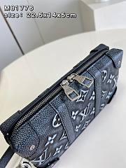 Louis Vuitton LV Soft Trunk Grey Charcoal 22.5 x 14 x 5 cm - 4