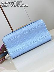 Louis Vuitton LV Twist PM Blue 19 x 15 x 9 cm - 3