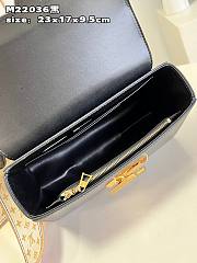 Louis Vuitton LV Twist MM Black Epi 23 x 17 x 9.5 cm - 3