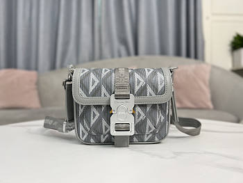 Dior Mini Hit The Road Bag Gray CD Diamond 19 x 11 x 4 cm