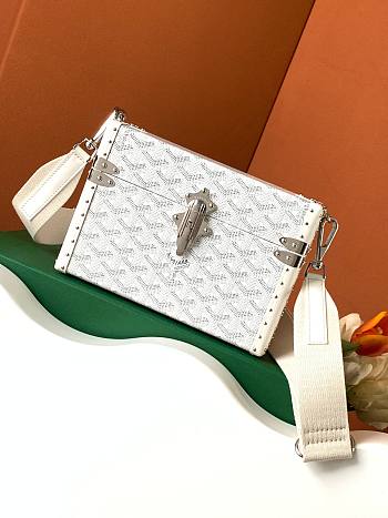 Goyard Cassette Trunk Bag White 15x6.5x21cm