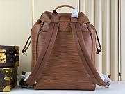 Louis Vuitton LV Montsouris Backpack Cognac 32 x 40 x 19 cm - 4