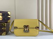 Louis Vuitton LV Orsay MM Yellow 21.5 x 15.8 x 5 cm - 1