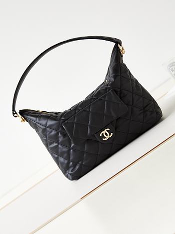 Chanel Lambskin Large Hobo Bag Black 29.5x37x13cm