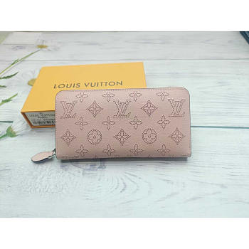 Louis Vuitton LV Zippy Wallet Mahina Pink 19.5 x 10.5 x 2.5 cm