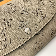 Louis Vuitton LV Wallet Iris Mahina Grey 19 x 12 x 2 cm - 2