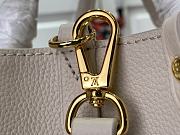 Louis Vuitton LV Lock & Go Lockme White 24.5 x 19 x 10.5 cm - 2