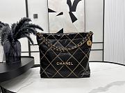 Chanel 22 Bag Glossy Calfskin & Gold-Tone Metal Black 39 × 42 × 8 cm - 1