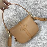 Louis Vuitton LV Saumur BB Epi Safran Brown 20 x 16 x 7.5 cm - 3