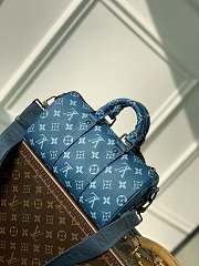 Louis Vuitton LV Keepall Bandoulière 25 Atlantic Blue 25 x 15 x 11 cm - 5