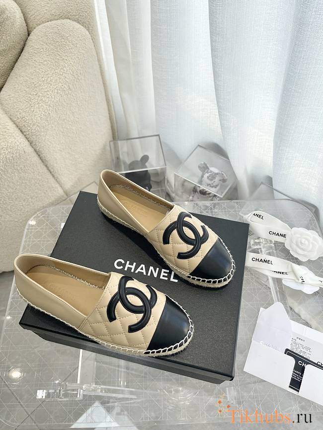 Chanel Espadrilles Beige Black - 1