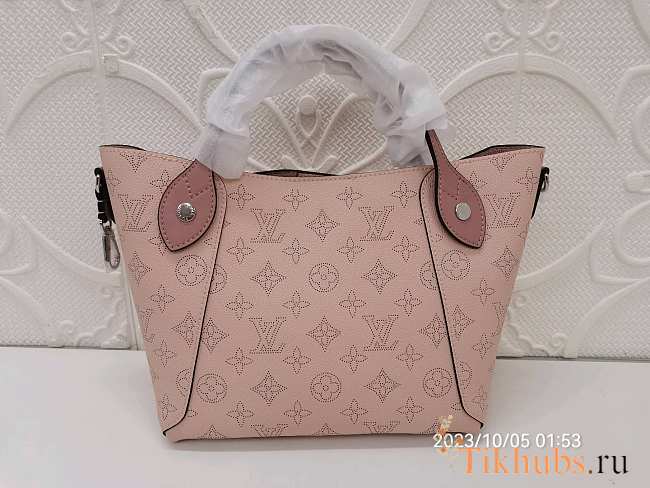 Louis Vuitton LV Tote Hina Monogram PM Pink 23x21x13cm - 1