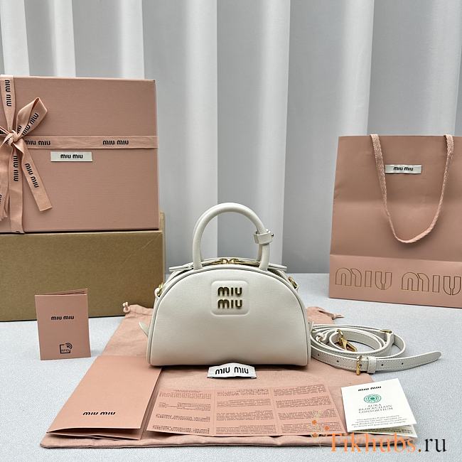 Miumiu Leather Bag With Handle White 18x11.5x8cm - 1