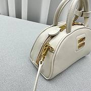 Miumiu Leather Bag With Handle White 18x11.5x8cm - 2