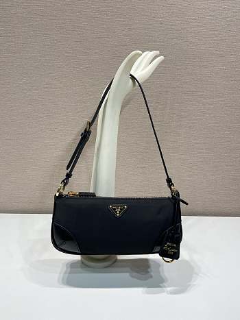 Prada Re-Edition 2002 Re-Nylon Shoulder Bag 23.5x10x5cm