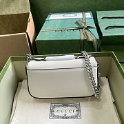 Gucci Petite GG Super Mini Bag White 18.5x10x4cm - 2