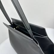 The Row Sienna Leather Shoulder Bag Black 36x14x24cm - 6