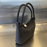 Bottega Veneta Tosca Shoulder Bag Black 27x18x9cm - 6