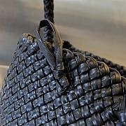 Bottega Veneta Tosca Shoulder Bag Black 27x18x9cm - 2