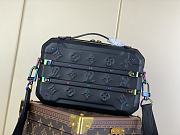 Louis Vuitton LV Future Trunk Black 25 x 15 x 8 cm - 2