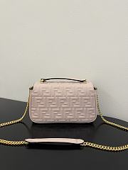 Fendi Baguette Chain Midi Pale Pink Leather Bag 24x14.5x7cm - 3