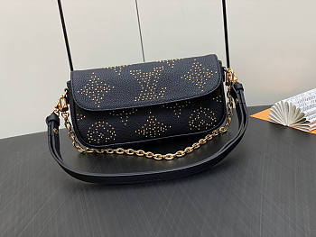 Louis Vuitton LV Wallet On Chain Ivy Black 23.5 x 12 x 4.3 cm