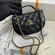 Chanel Flap Bag Black Lambskin Gold 19x11x3.5cm - 1