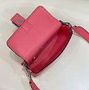 Fendi Baguette Camellia Selleria Bag Pink 27x15x6cm - 2