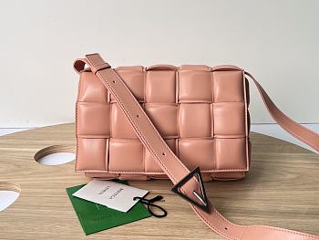 Bottega Veneta Padded Cassette Leather Shoulder Bag Pink 26x18x8cm