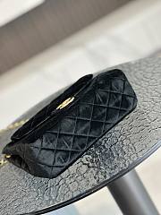 Chanel Small Hobo Bag Velvet Black 22.5x21.5x7cm - 2