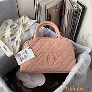 Chanel Duffle Hand Bag Cavier Pink 25x14x9cm - 1