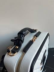 Chanel Vanity Case White Black Bag 21x15x8.5cm - 4