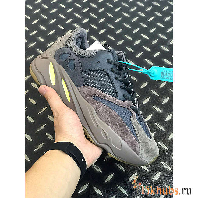 Adidas Yezzy 700 Mauve Black and Brown - 1