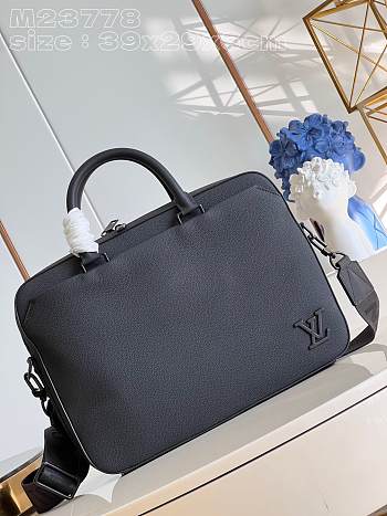 Louis Vuitton LV Pilot Briefcase Black 39 x 29 x 6 cm