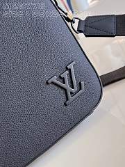 Louis Vuitton LV Pilot Briefcase Black 39 x 29 x 6 cm - 4