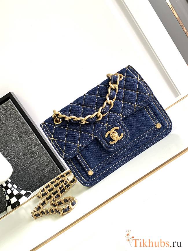 Chanel Flap Bag Messenger Denim Blue 19cm - 1