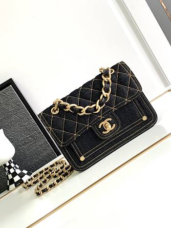 Chanel Flap Bag Messenger Denim Black 19cm