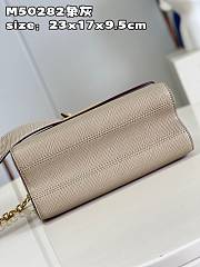 Louis Vuitton LV Twist MM Beige 23 x 17 x 9.5 cm - 6