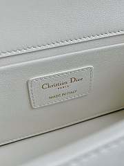 Dior 30 Montaigne East-West Bag with Chain White Calfskin 21.5 x 12 x 6 cm - 6