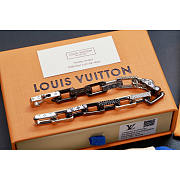 Louis Vuitton LV Chain Bracelt Black And Silver - 3